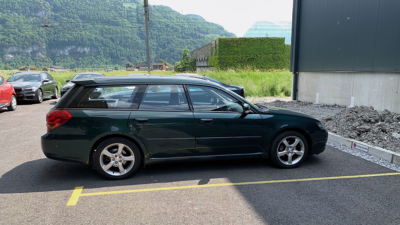 Subaru 05 Legacy SW4