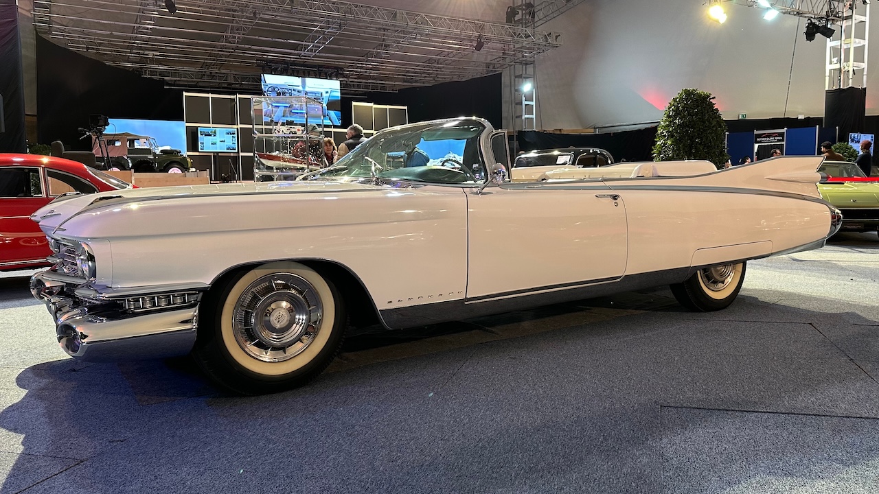 25 Oldtimer Galerie Gstaad5