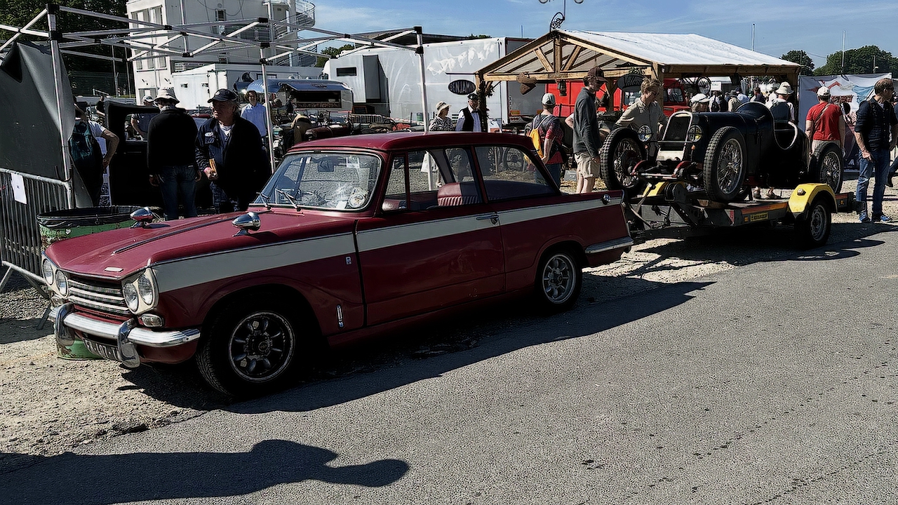 24 Vintage Revival16