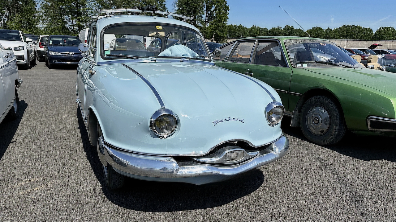 24 Vintage Revival20