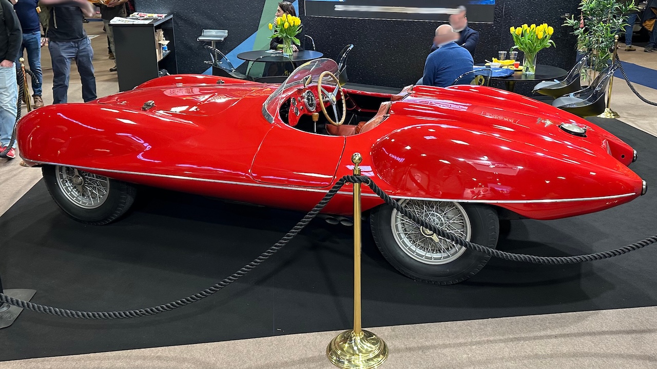 25 Retromobile18