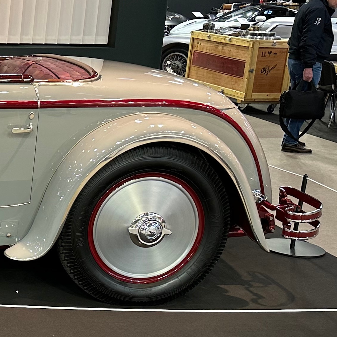 25 RetromobileInsta130